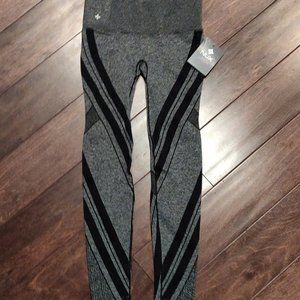 NUX Manchester Leggings Charcoal NEW WITH TAGS SIZE SMALL